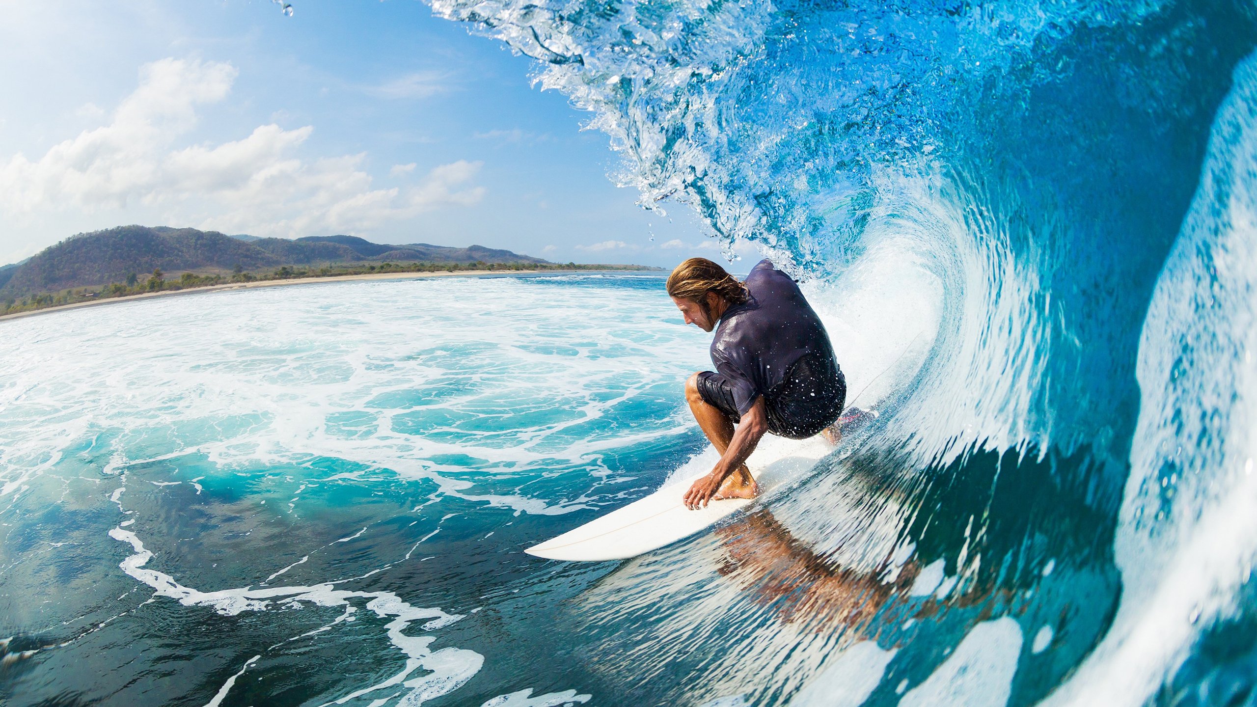 米兰官网-欧冠“名场面”：那些永载史册的经典瞬间，欧冠最经典的一场比赛